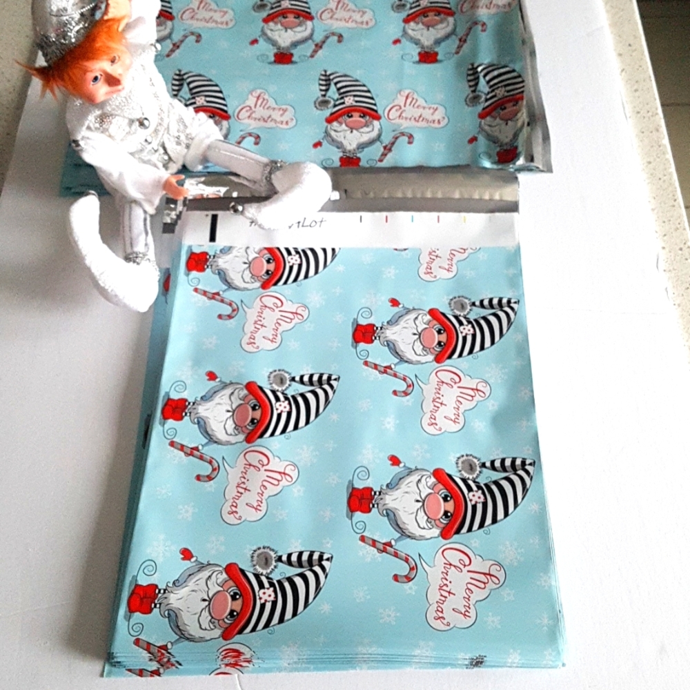 🎅🏼10 pcs Merry Christmas Poly Mailers 9.75"x13" inches